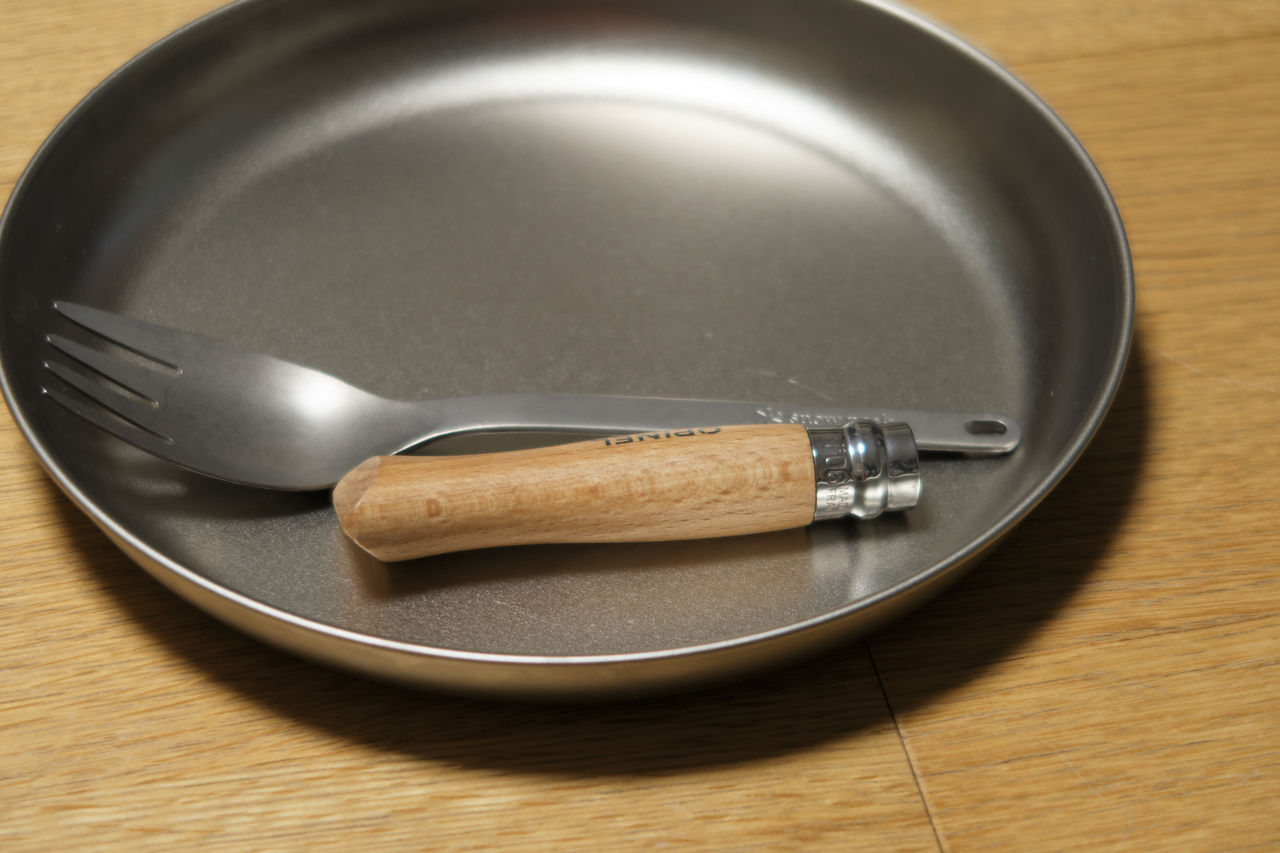 ご飯は美味しく美しく ～ snow peak チタントレックプレート 18cm : 山