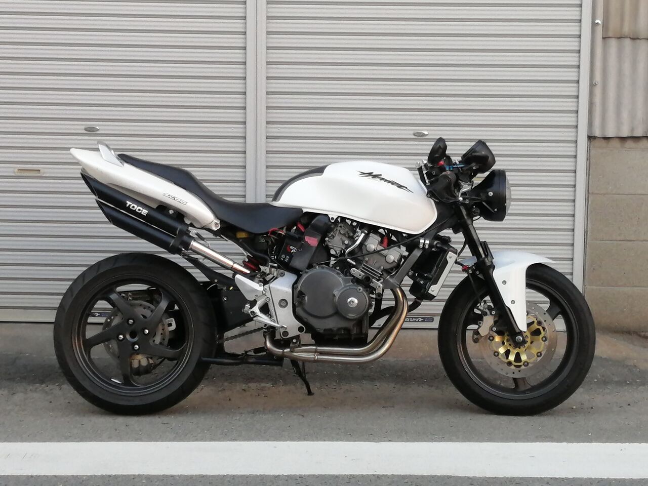 養蜂場。ホーネット250 インナーフェンダー流用取り付け : ss-muneda