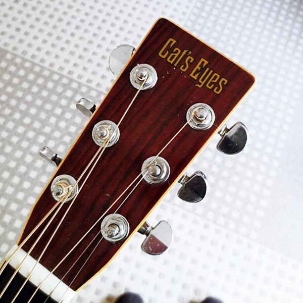 あの東海楽器が誇る1970年代Cat'sEyes CE-300 : おっさんの徒然