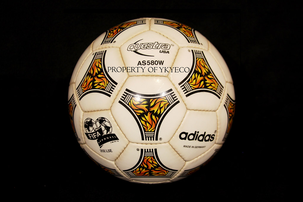 QUESTRA USA J-LEAGUE 1996 ADIDAS MATCH BALL 02 | QUESTRA USA… | Flickr