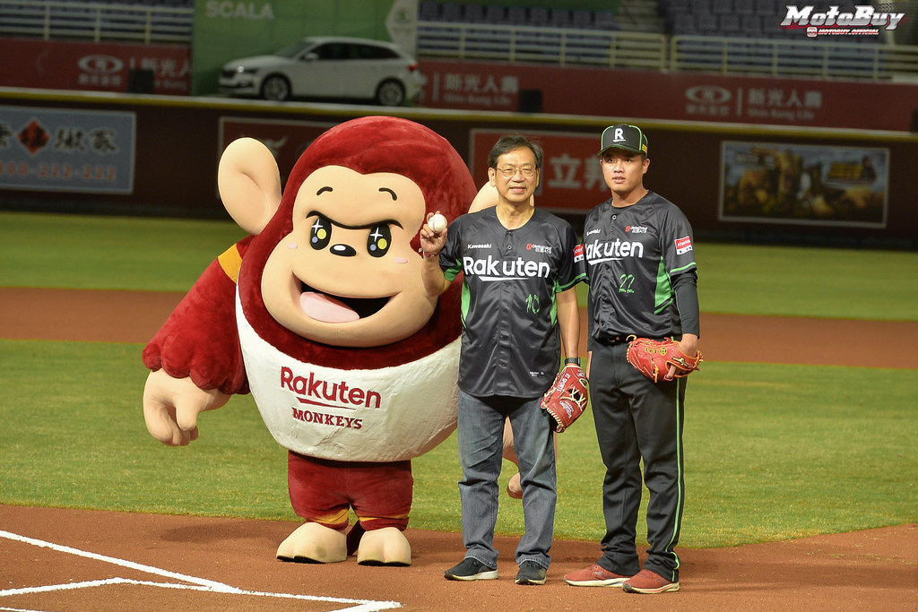 MotoNews] 萬眾崎盼！一騎入魂！ - 樂天桃猿x Kawasaki一崎入魂品牌日