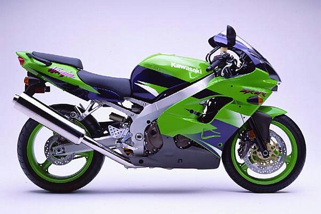 Kawasaki 900 ZX-9R 2000 - Motorcycle specifications, reviews, photos