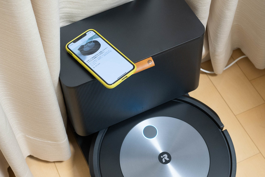 ルンバの最新モデル「ルンバj7+」自宅設置もカンタンだぞ！ - むねさだ