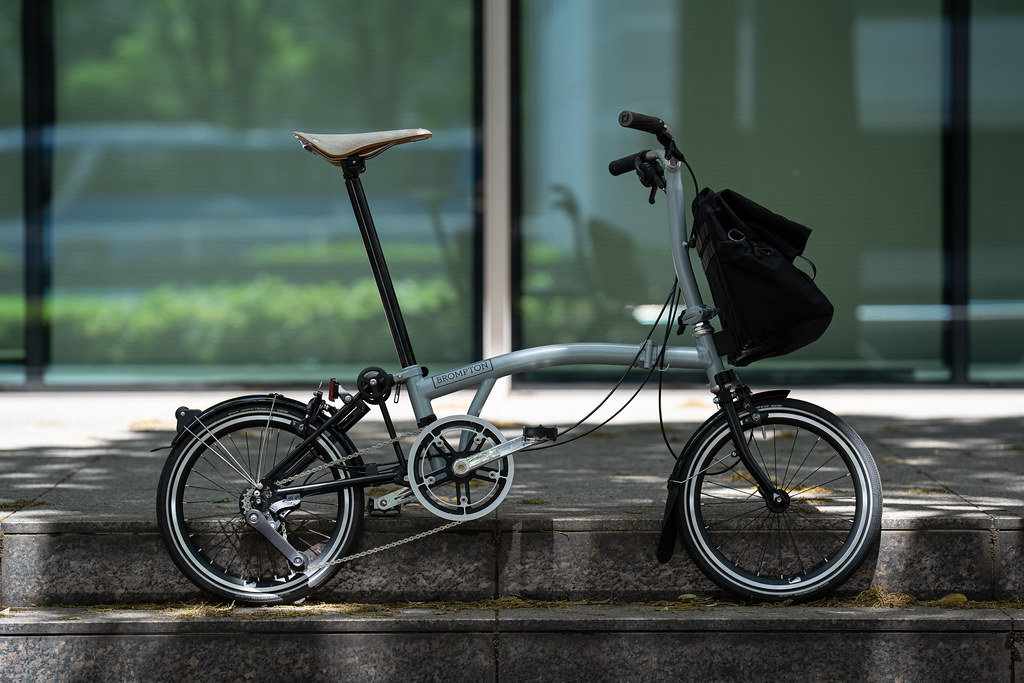 BROMPTON* C-line Utility / BUILT BY BLUE LUG - CUSTOMER'S BIKE