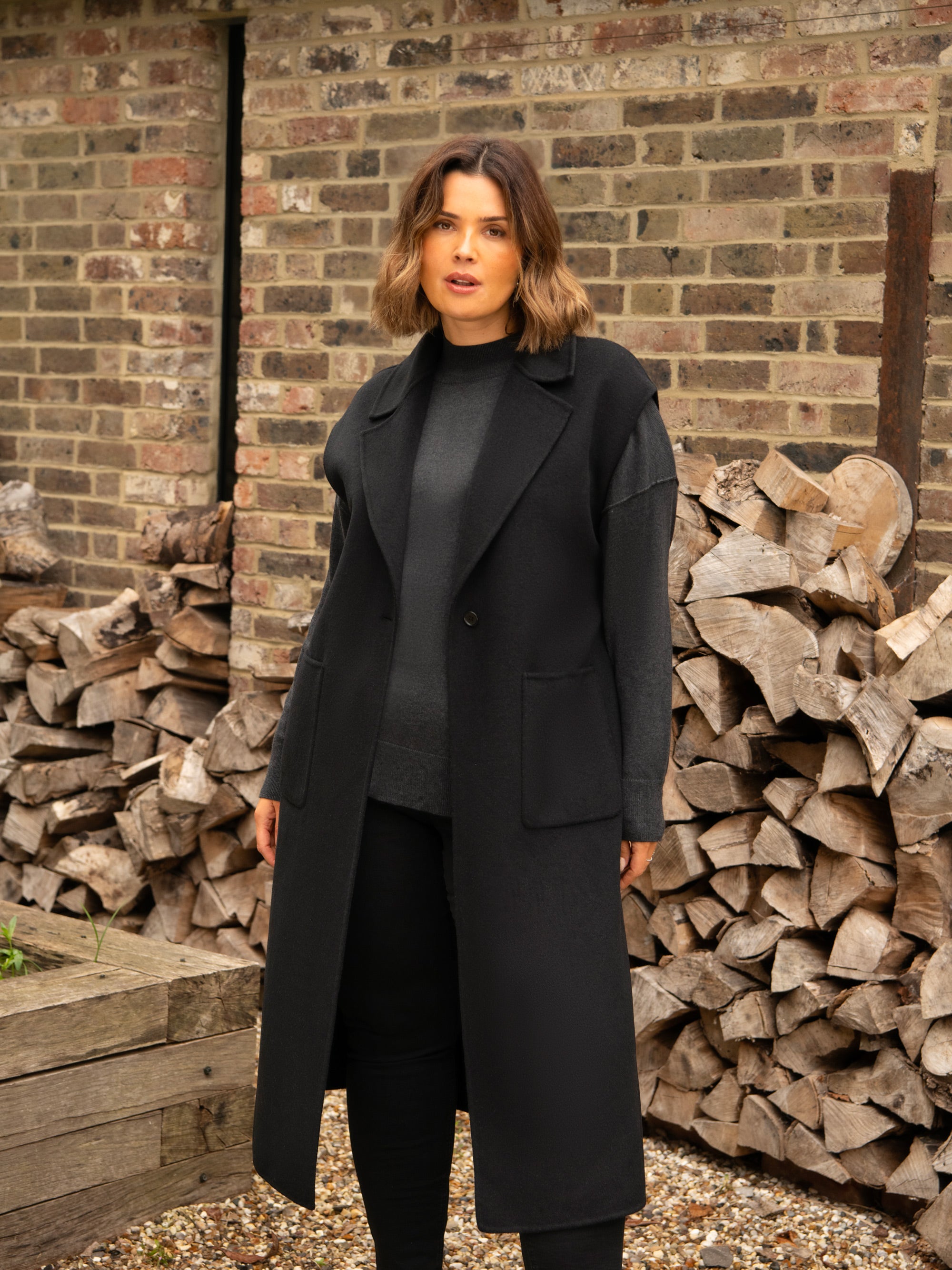 トップス JUHA SLEEVELESS COAT / Black JUHA SLEEVELESS COAT / Black