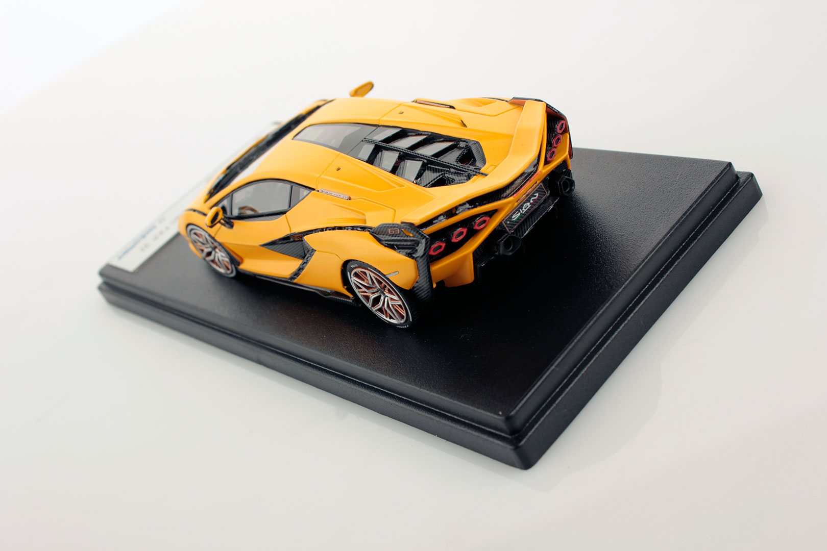 Lamborghini Sian FKP 37 1:43 - Looksmart Models