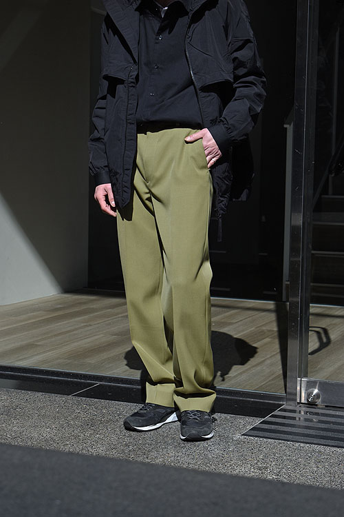 AURALEE[オーラリー] Light Wool Max Gabardine Slacks