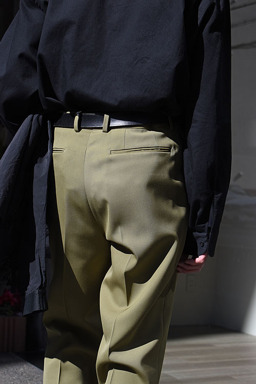 AURALEE[オーラリー] Light Wool Max Gabardine Slacks