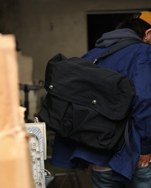 MAN-TLE R17G2 Black Nylon Chrome