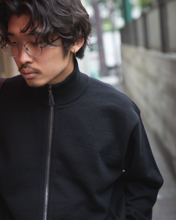 別注商品】Yonetomi | SPECIAL RIGID CASHMERE SWEATER