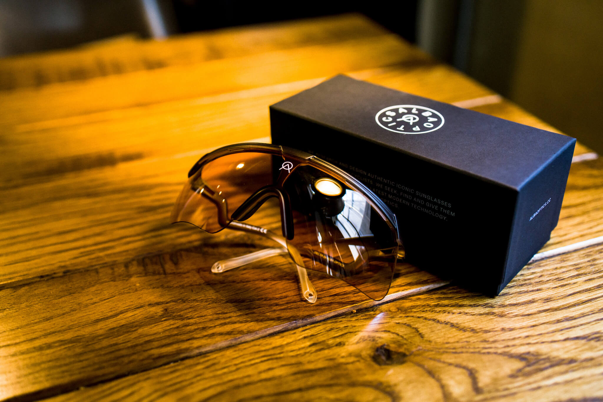 Alba Optics「Delta」レビュー。新世代の潮流を生んだ“美しい”アイ