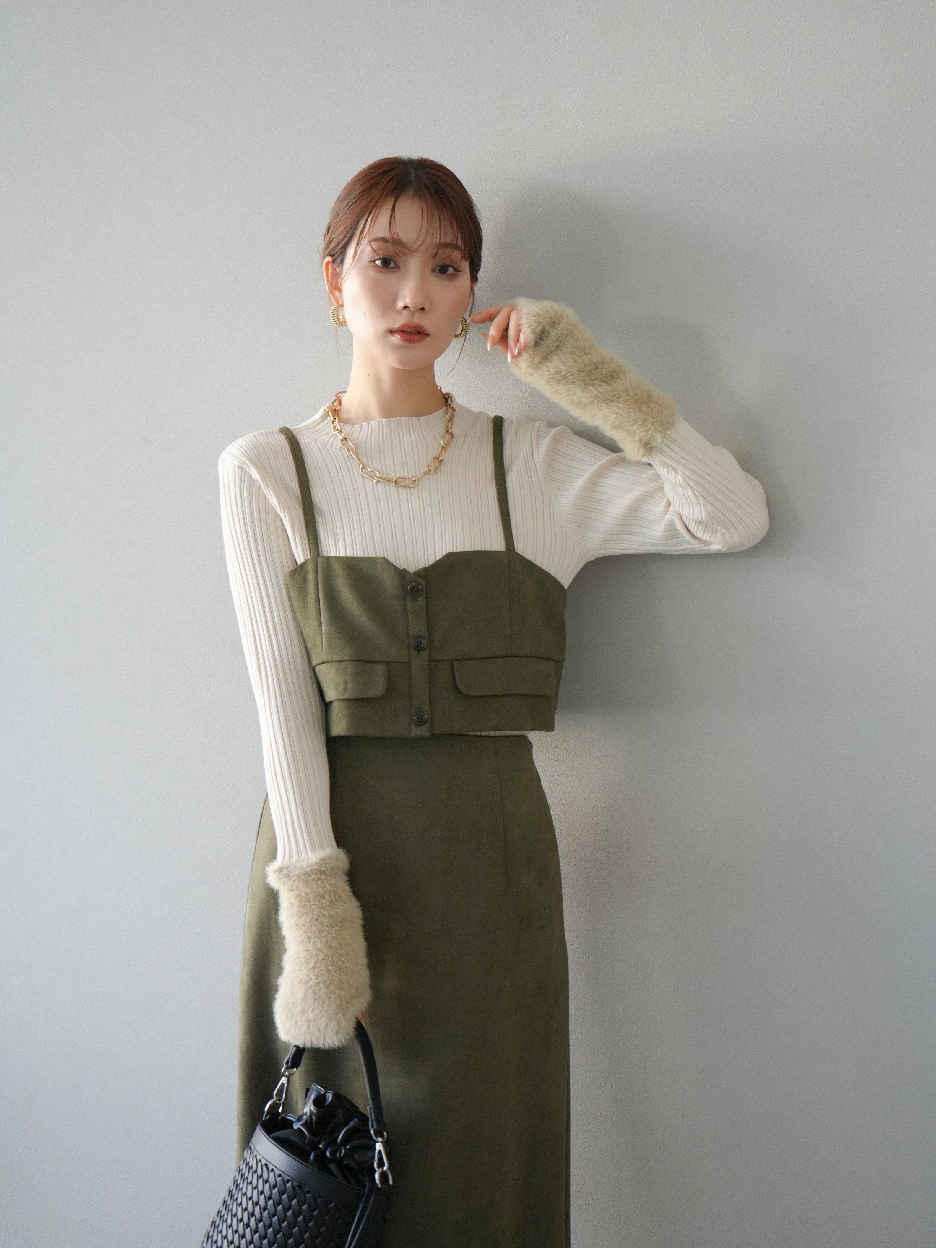 予約]スウェードビスチェ/カーキ – Lumier