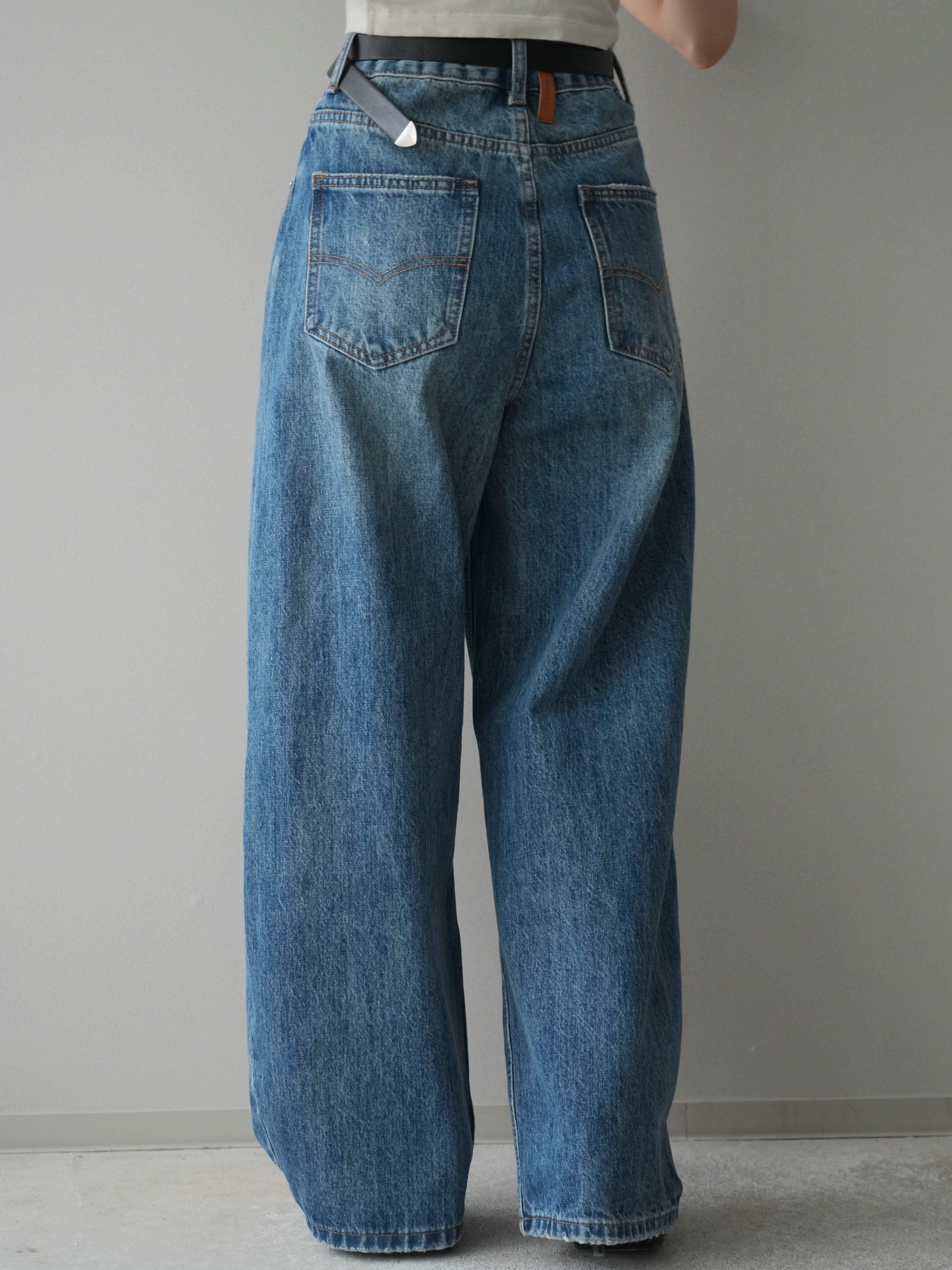 予約]ベルト付3Dカーブワイドデニムパンツ/blue – Lumier
