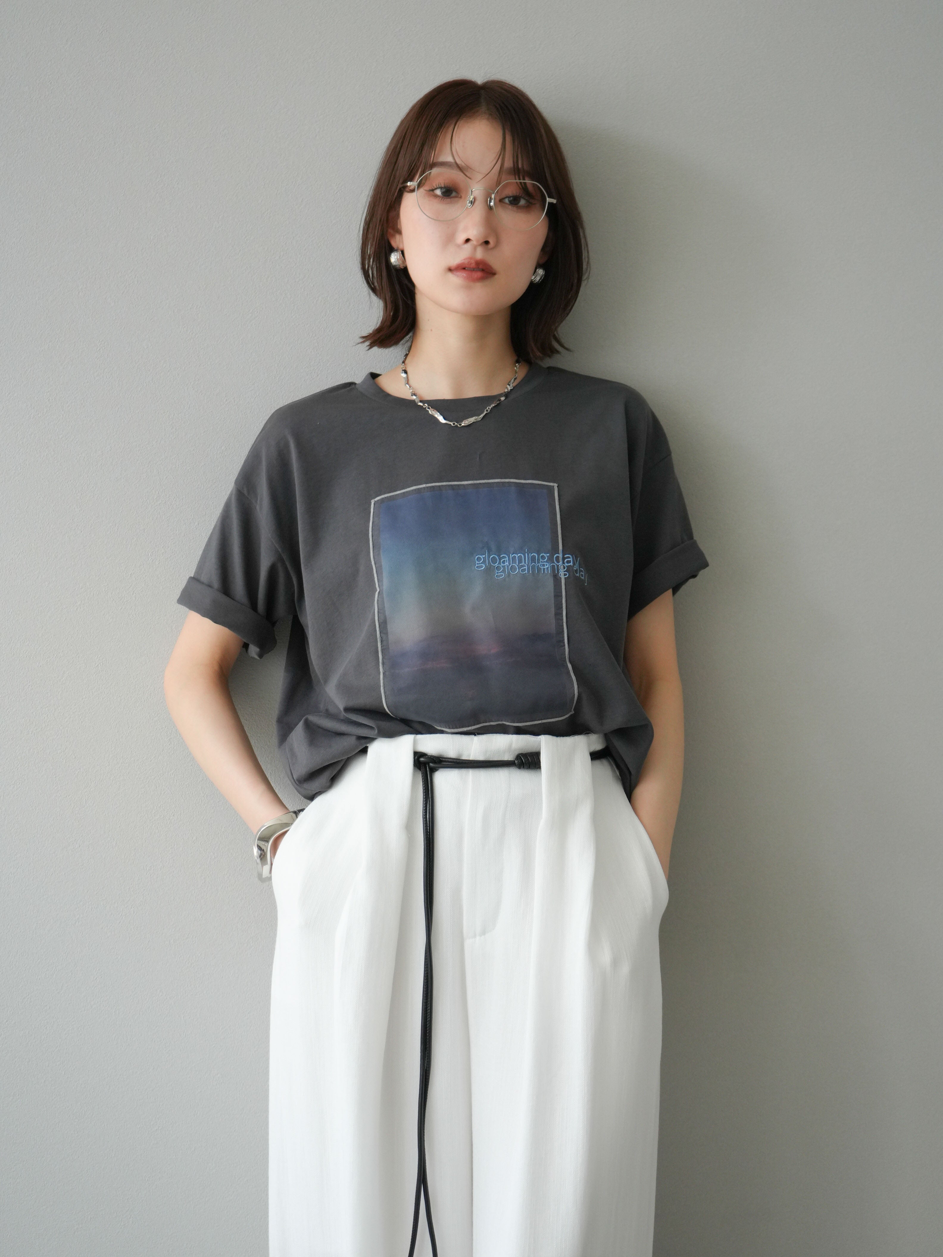 予約]チュールレイヤードプリントTシャツ/チャコール – Lumier