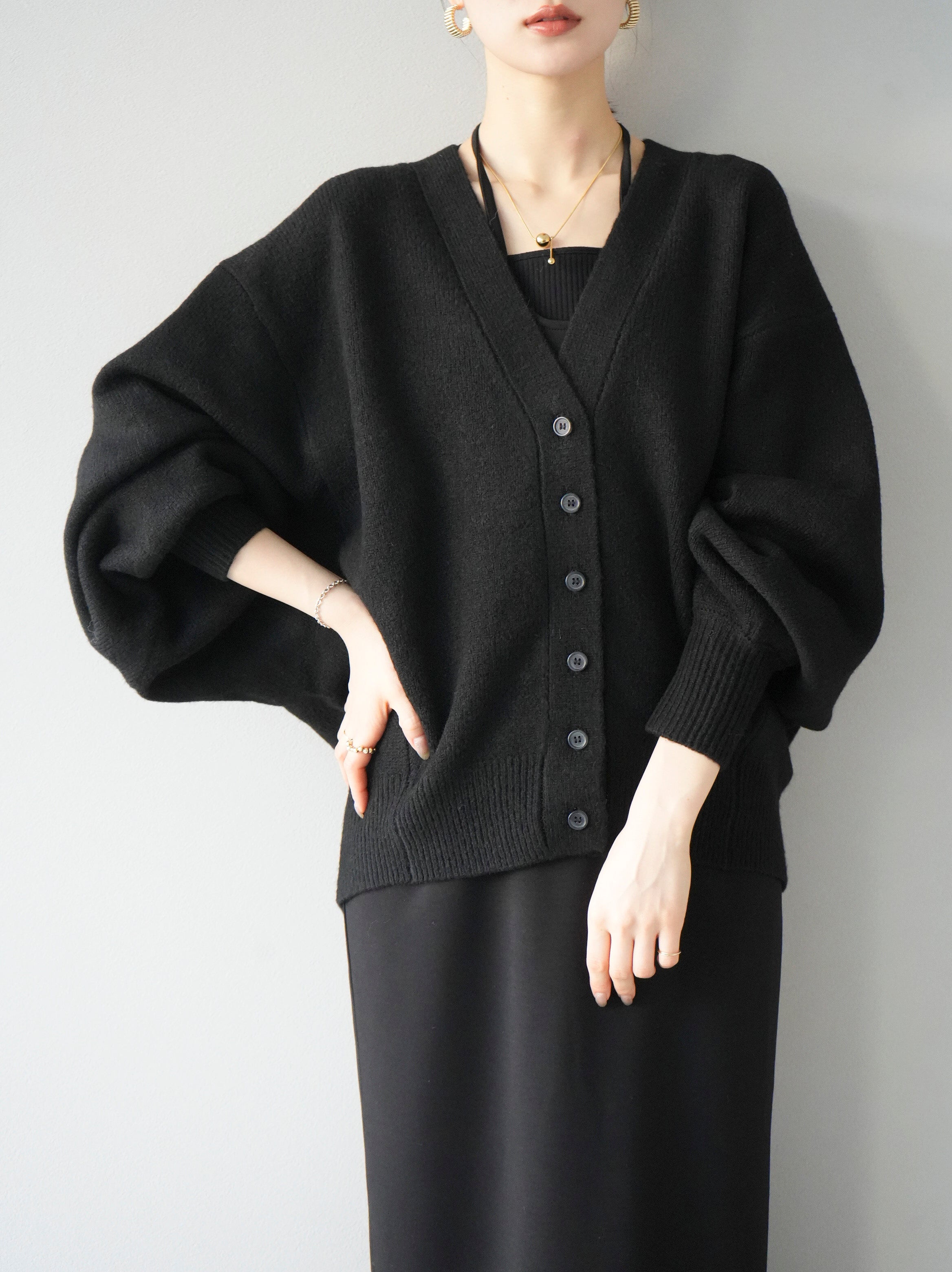 予約]ドルマンニットカーディガン/ブラック – Lumier