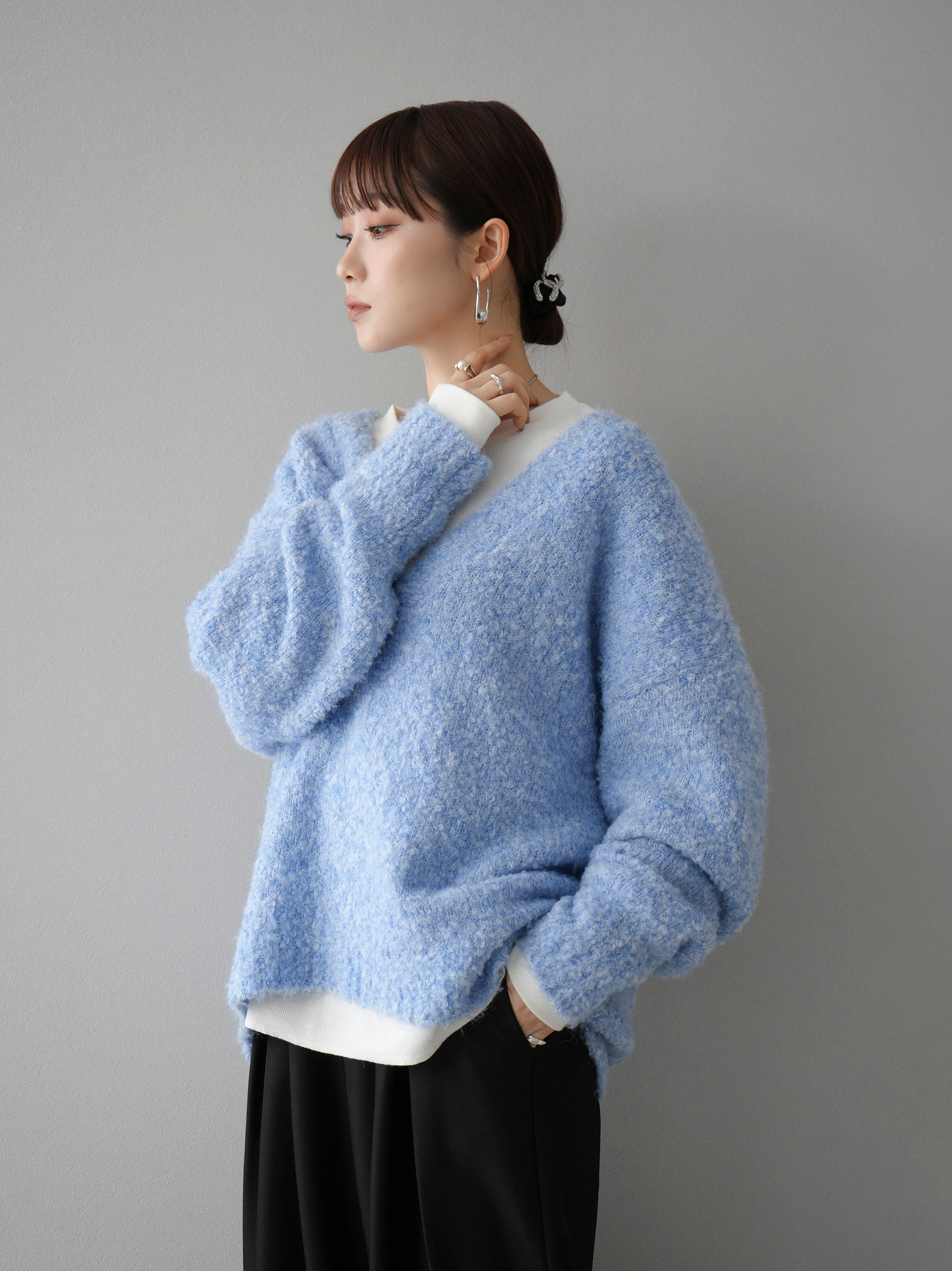 予約]ブークレディープVネックニットプルオーバー/ライトブルー – Lumier