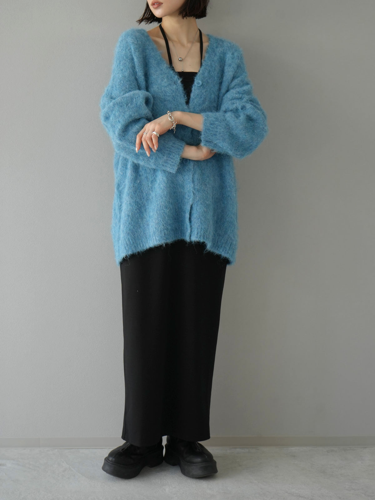 予約]ウール混モヘアタッチシャギーニットカーディガン/ブルー – Lumier