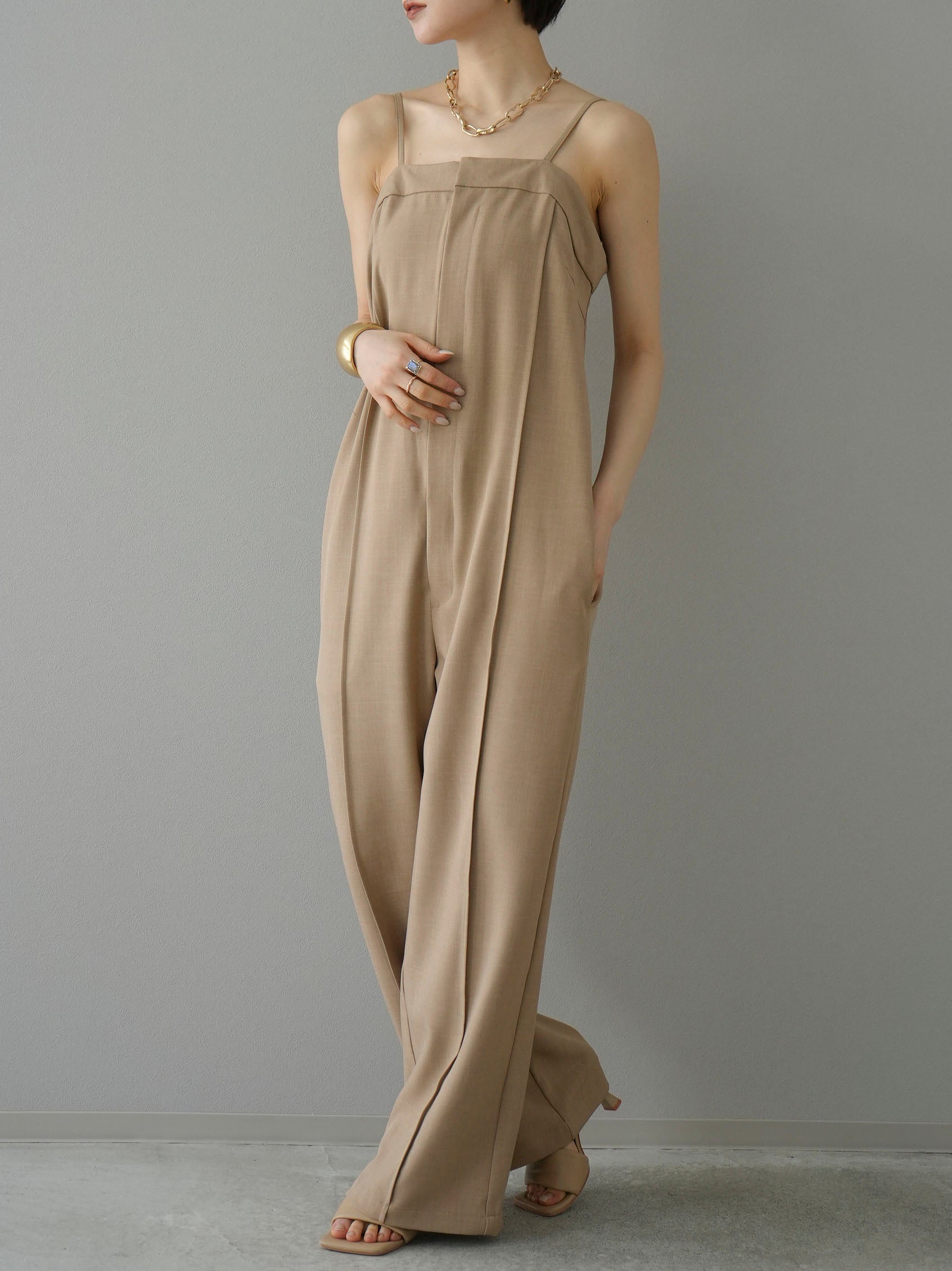 予約]キャミソールオーバーサロペット/ベージュ – Lumier