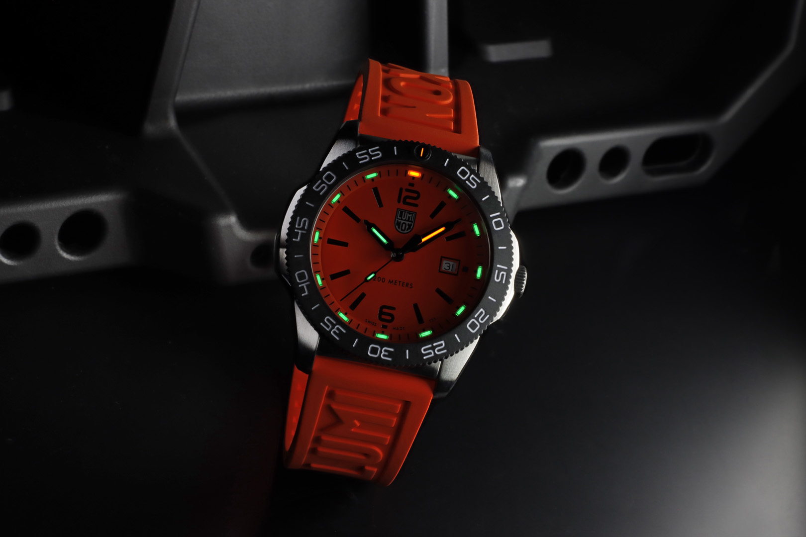 PACIFIC DIVER 3120 SERIES Ref.3129 | Luminox ルミノックス公式サイト