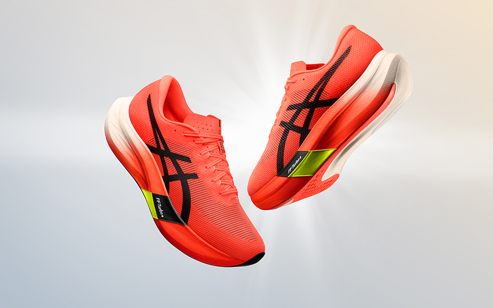 アシックス】最新作 ストライド型「METASPEED SKY PARIS」ピッチ型