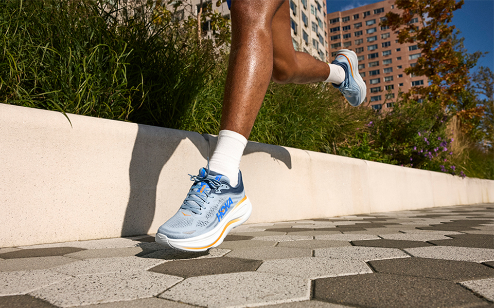 1/15発売】《HOKA》全面アップデートした「BONDI 9」新登場 - LUMINA