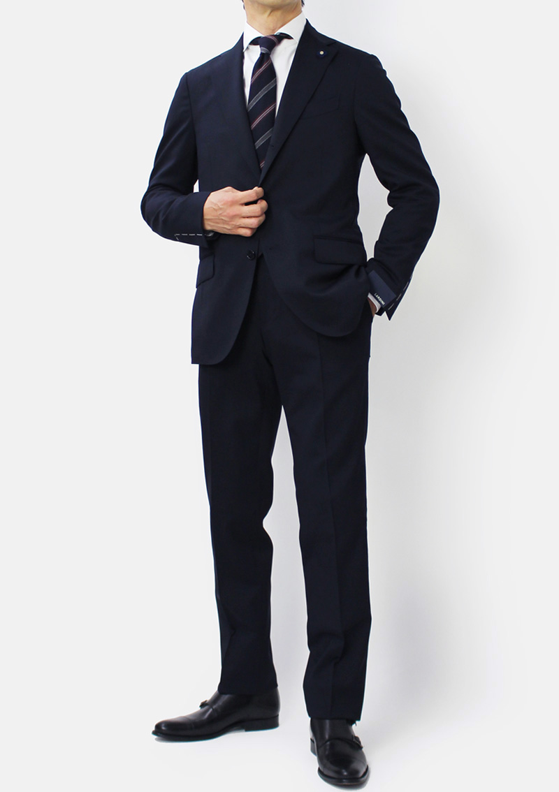 LARDINI / 誰もが振り返る美スーツ | luccicare ( ルッチカーレ ) 公式