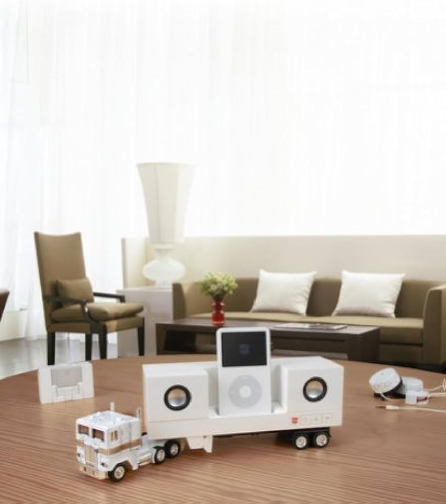 Amazon.co.jp: TRANSFORMERS MUSIC LABEL CONVOY playing ipod speaker