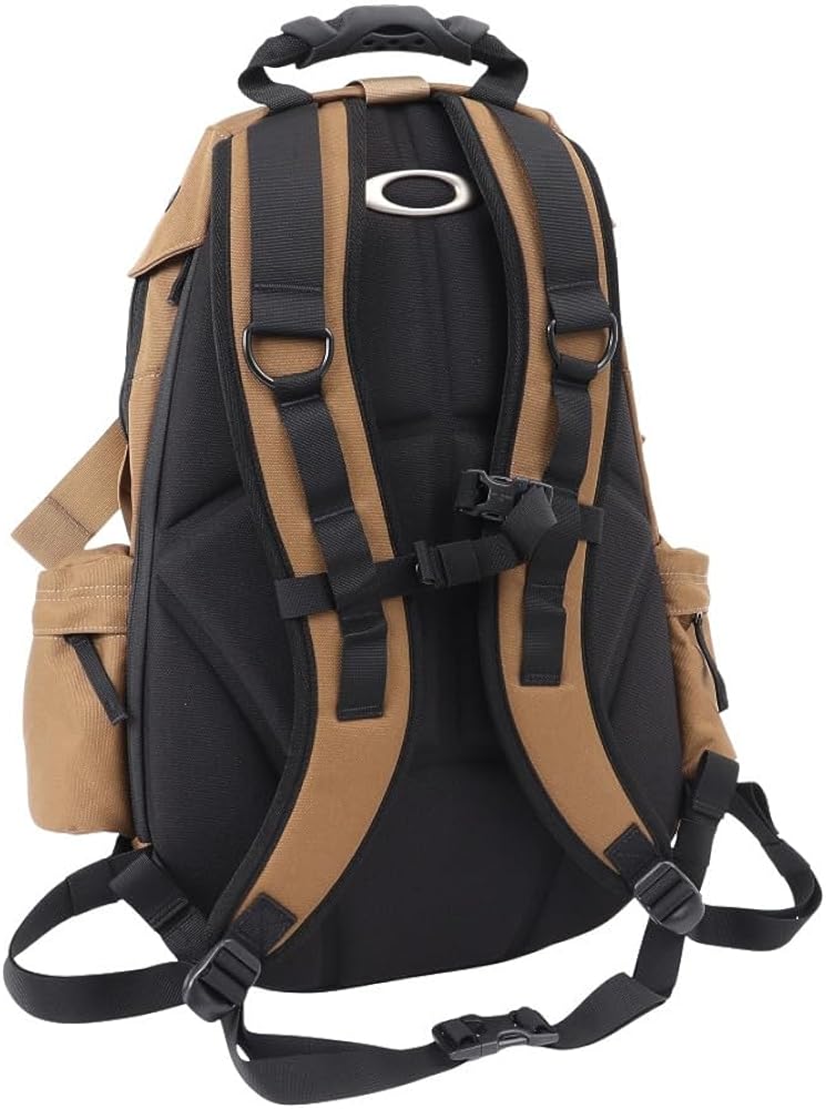 Amazon.com: Oakley Icon Recycled Backpack : Clothing, Shoes & Jewelry