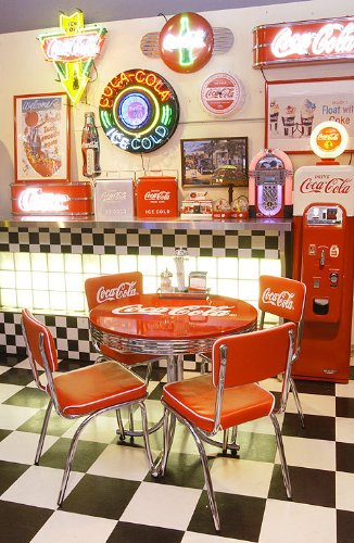 Amazon.co.jp: テーブル・チェアセット コカ・コーラ ローテーブル