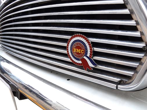 Amazon | ローバーミニ用 BMCグリルバッジ（シルバー） | エンブレム