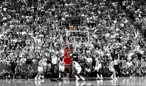 Amazon.co.jp: シカゴブルズNBAMVP 24x36 ポスター- マイケル