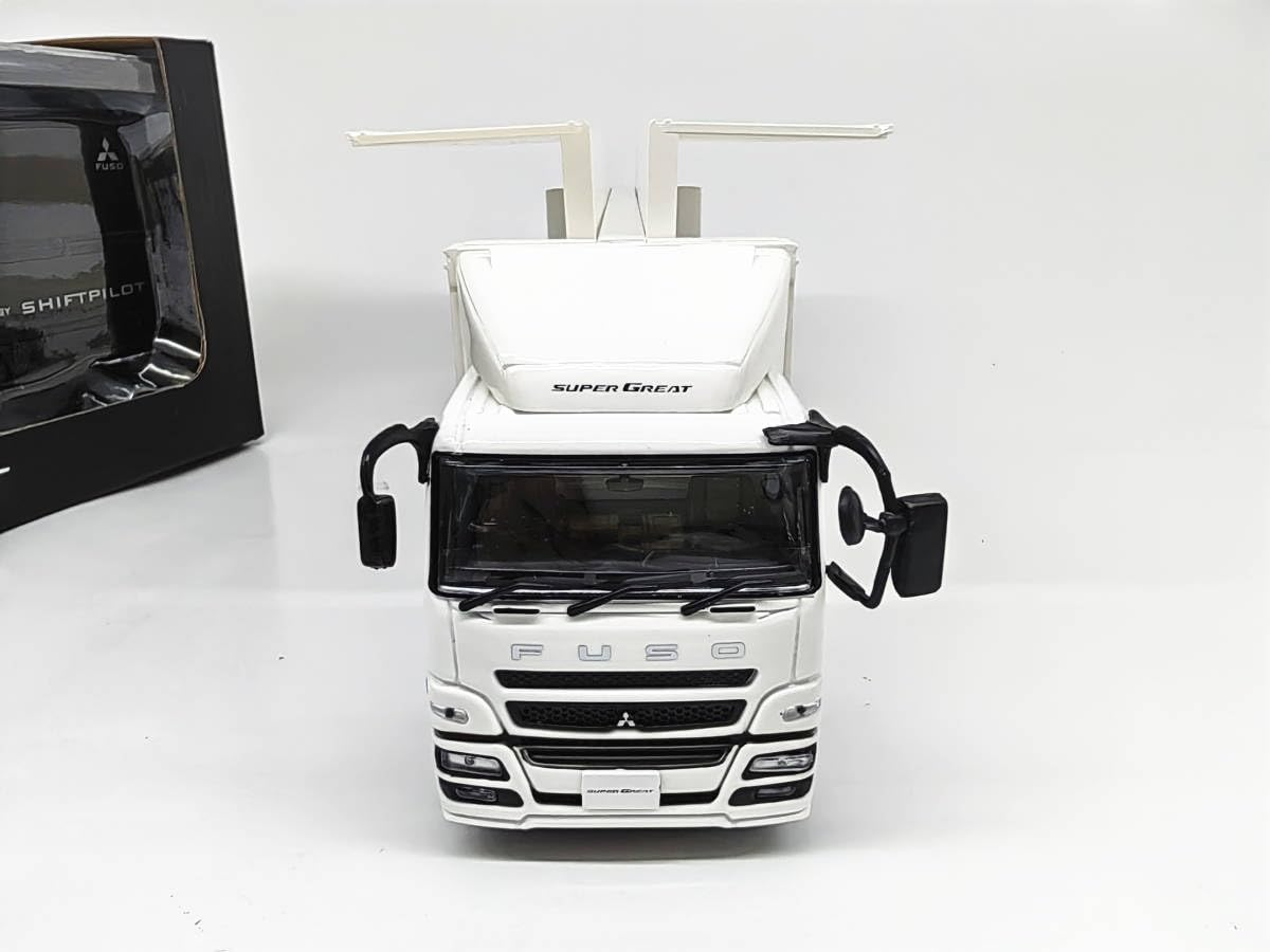Amazon | 1/43 三菱 ふそう SUPER GREAT 白 | ミニカー・ダイキャスト