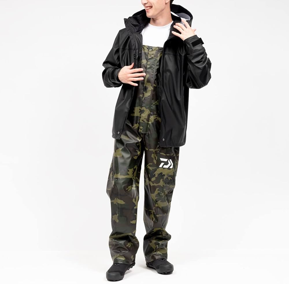 Amazon.co.jp: [ダイワ] レインコート DR－6023 ブラック×カモ