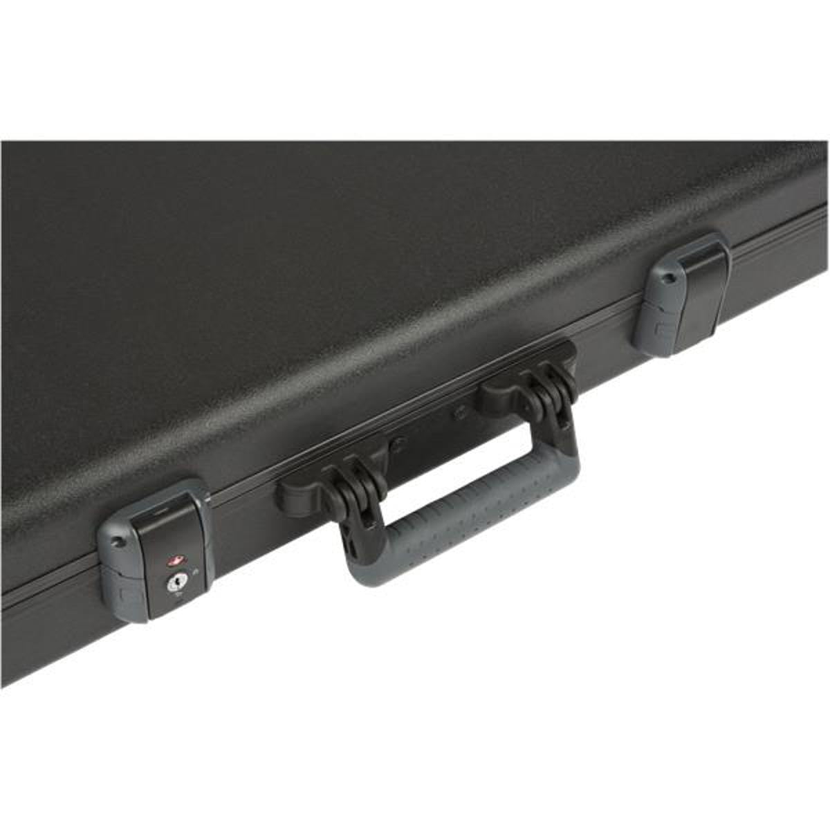 Amazon | Fender ハードケース DELUXE MOLDED BASS CASE ベース