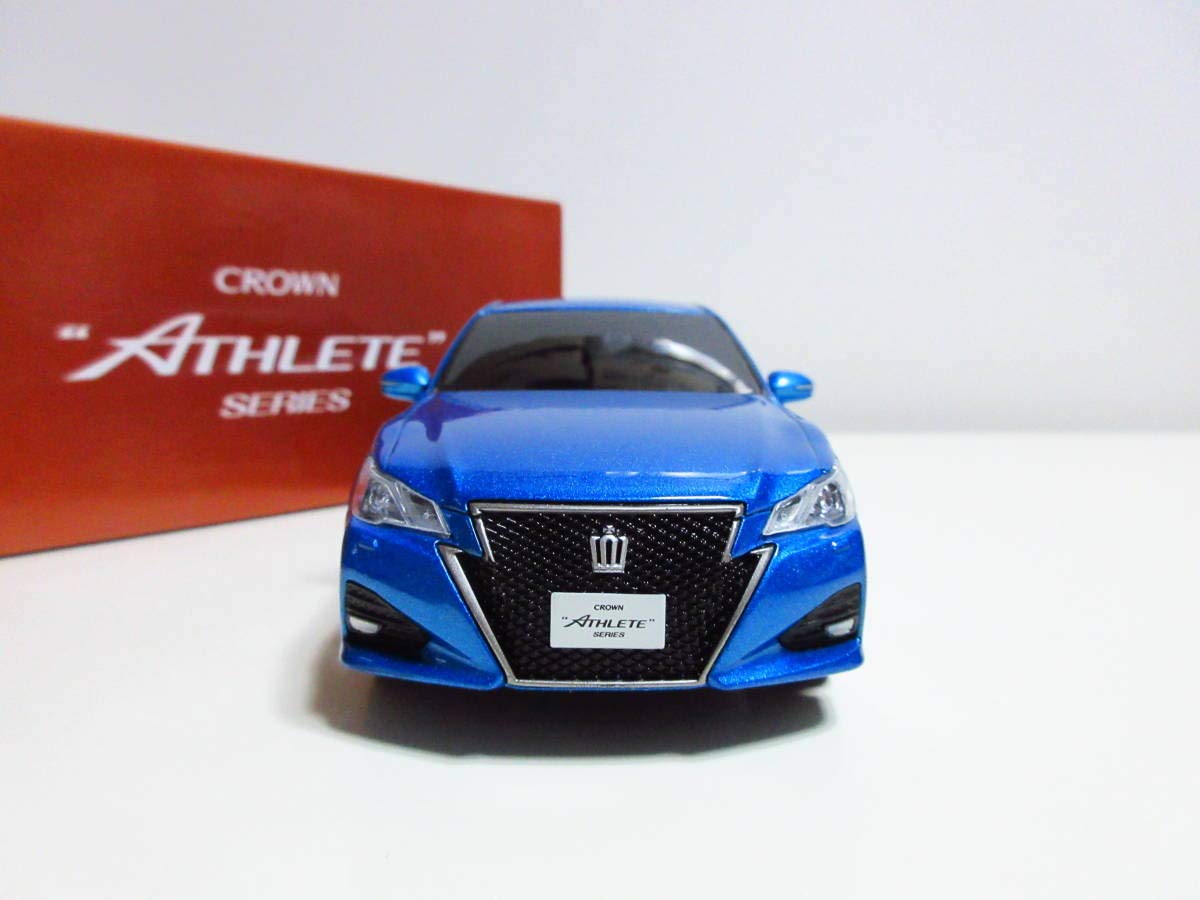 Amazon | 1/30 クラウンアスリート 210系 後期 クラウンターボ CROWN