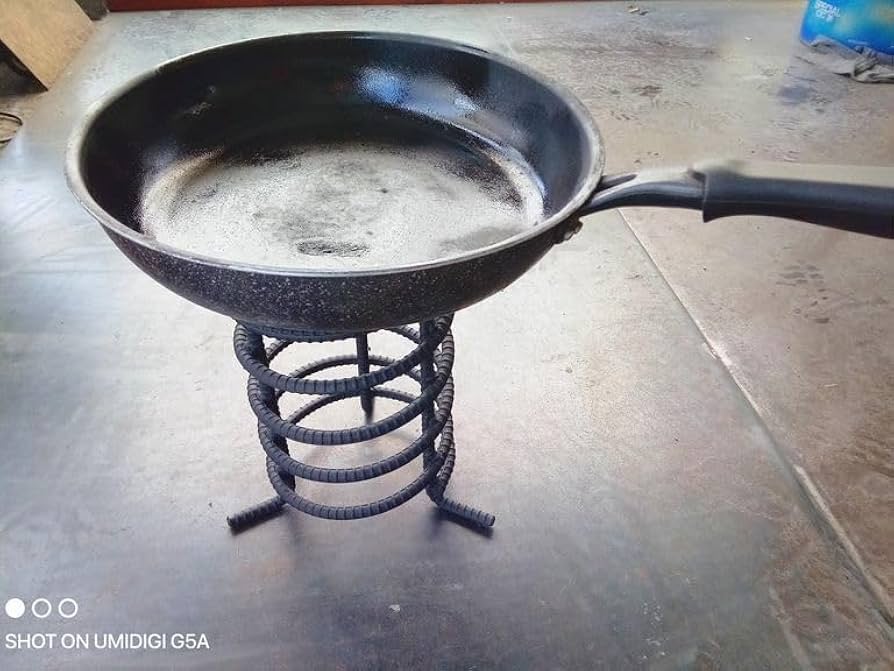 Amazon.co.jp: 原始焼き 串焼き 魚焼き 囲炉裏 七輪 2.7L 五徳