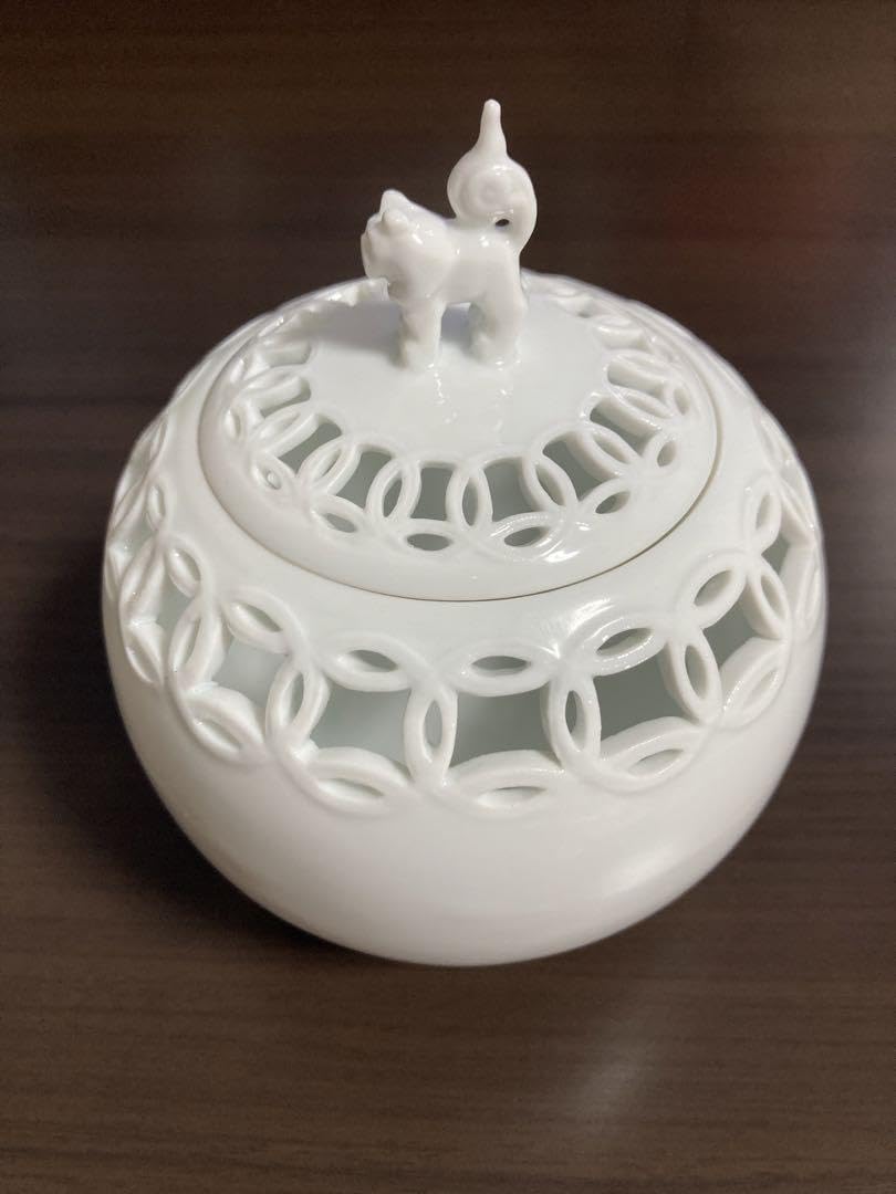Amazon.co.jp: 杉原一壺 有田焼 美術陶芸 陶器 香炉 蓋付き : ホーム