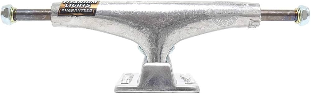 Amazon | THUNDER サンダー トラック TITANIUM LIGHTS 3 HI 145 / 147