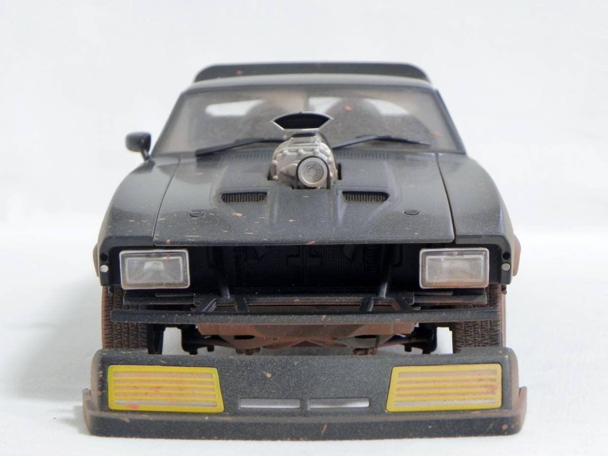 希少 MAD MAX 2 世界2000台 限定版ミニカーINTERCEPTOR 希少 MAD MAX 2