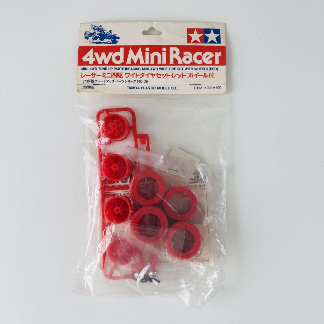 Amazon | レーサーミニ四駆 ワイドタイヤセットレッド ホイール付 通販