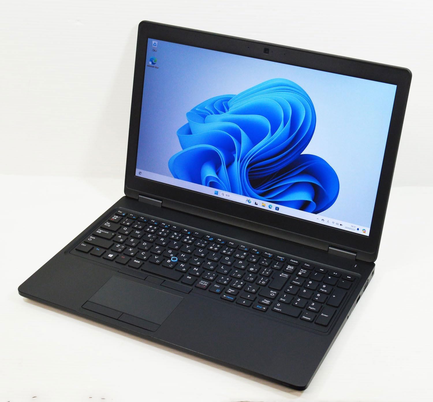 Amazon.co.jp: ノートパソコン Latitude 5590 (15 5000) 第8世代 Core