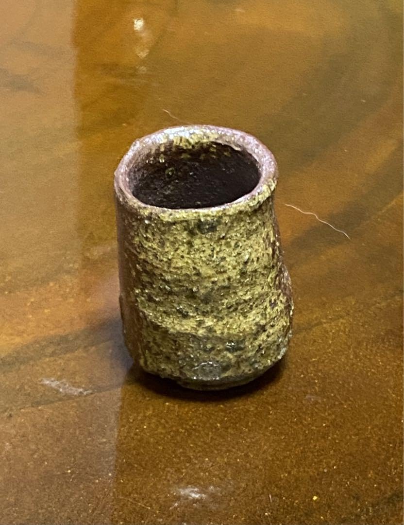 Amazon.co.jp: 当真裕爾 ぐい呑 ちぶぐゎー 盃 沖縄県人気作家 酒器