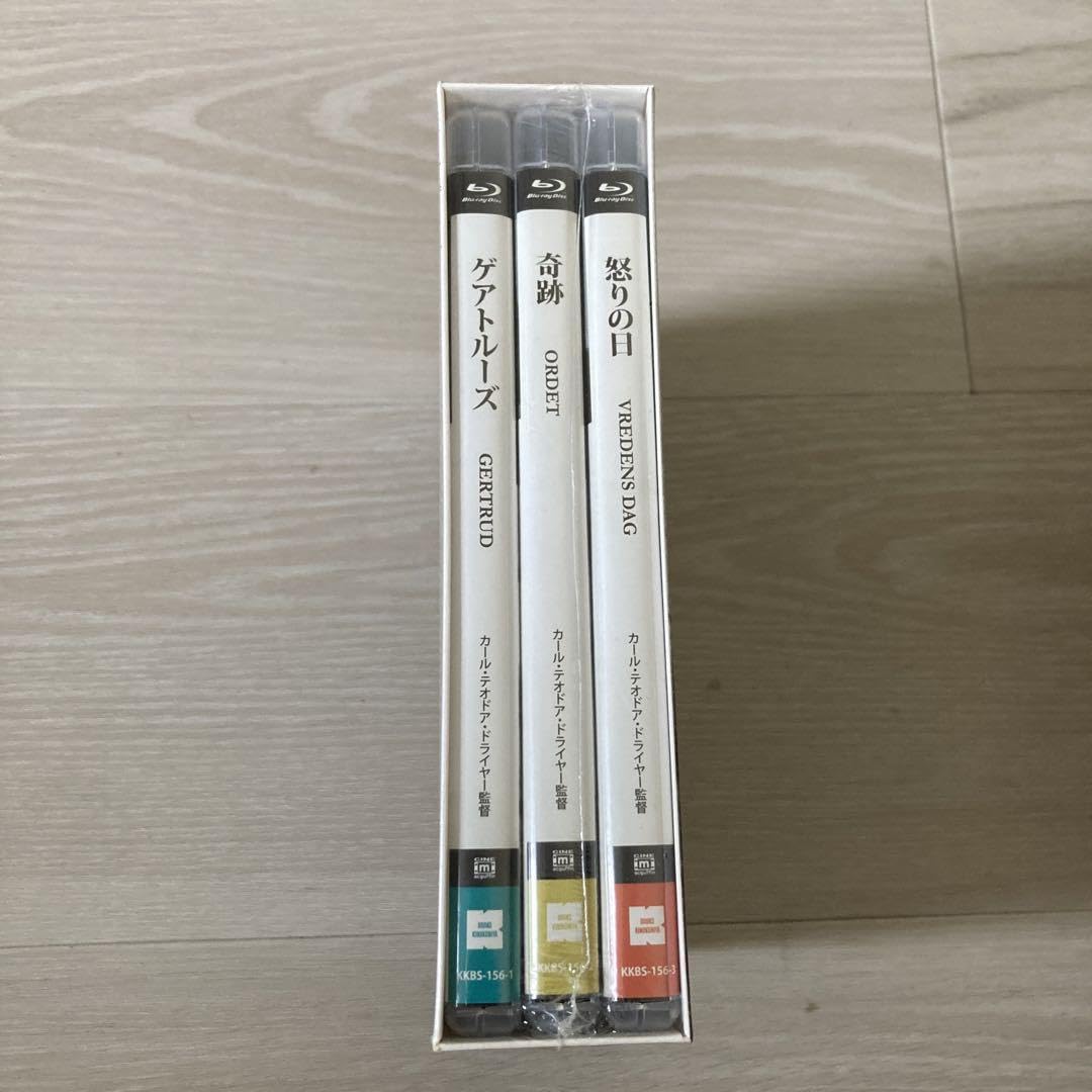 Amazon.co.jp: カールthドライヤー～聖なる映画作家～ blu-ray box〈3