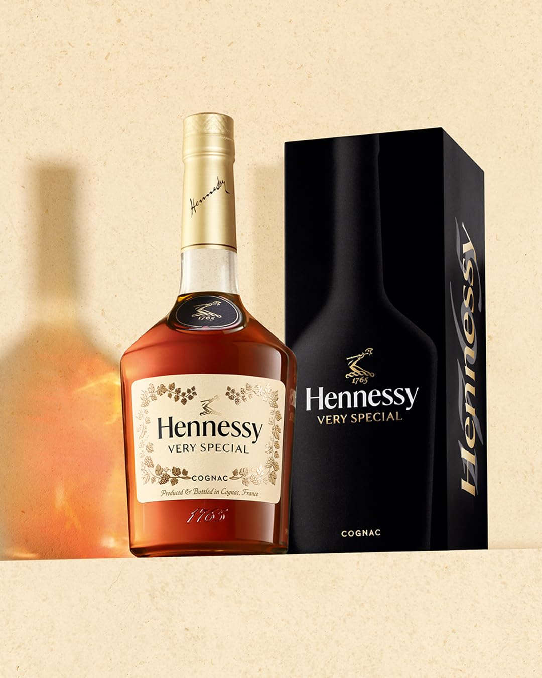 Amazon.co.jp: Hennessy(ヘネシー) V.S 箱入り [ ブランデー 700ml