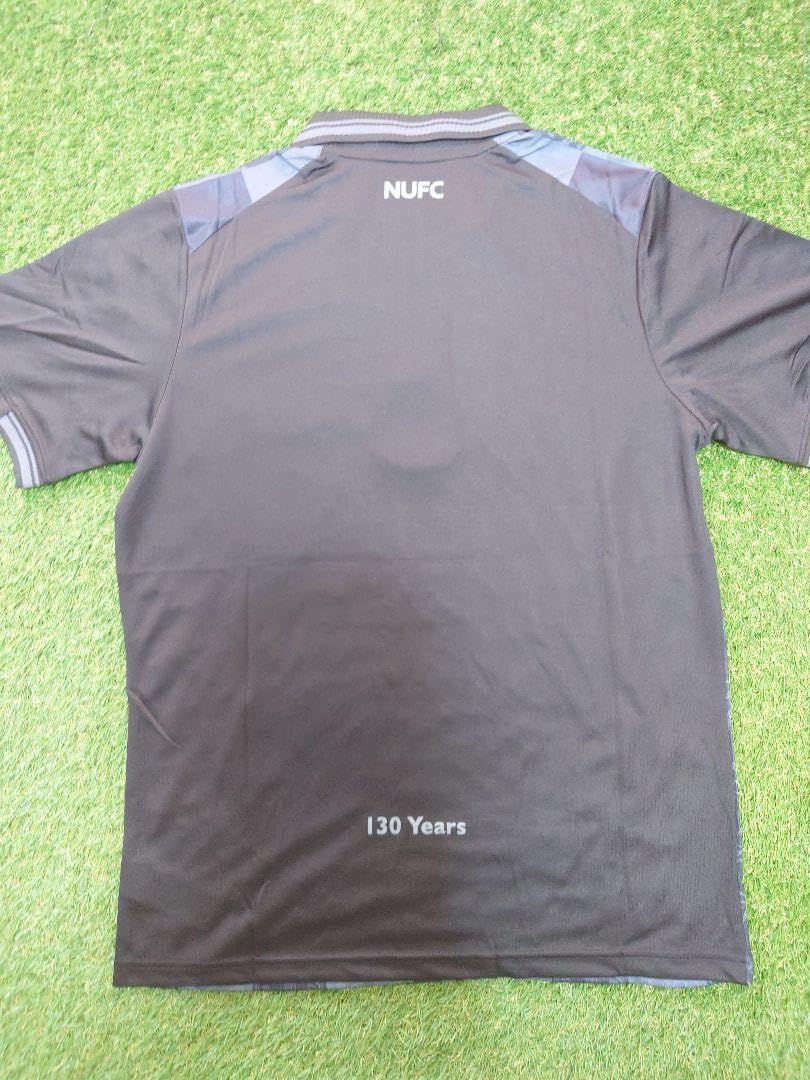 Amazon.co.jp: 限定ニューカッスルユナイテッド 130周年記念