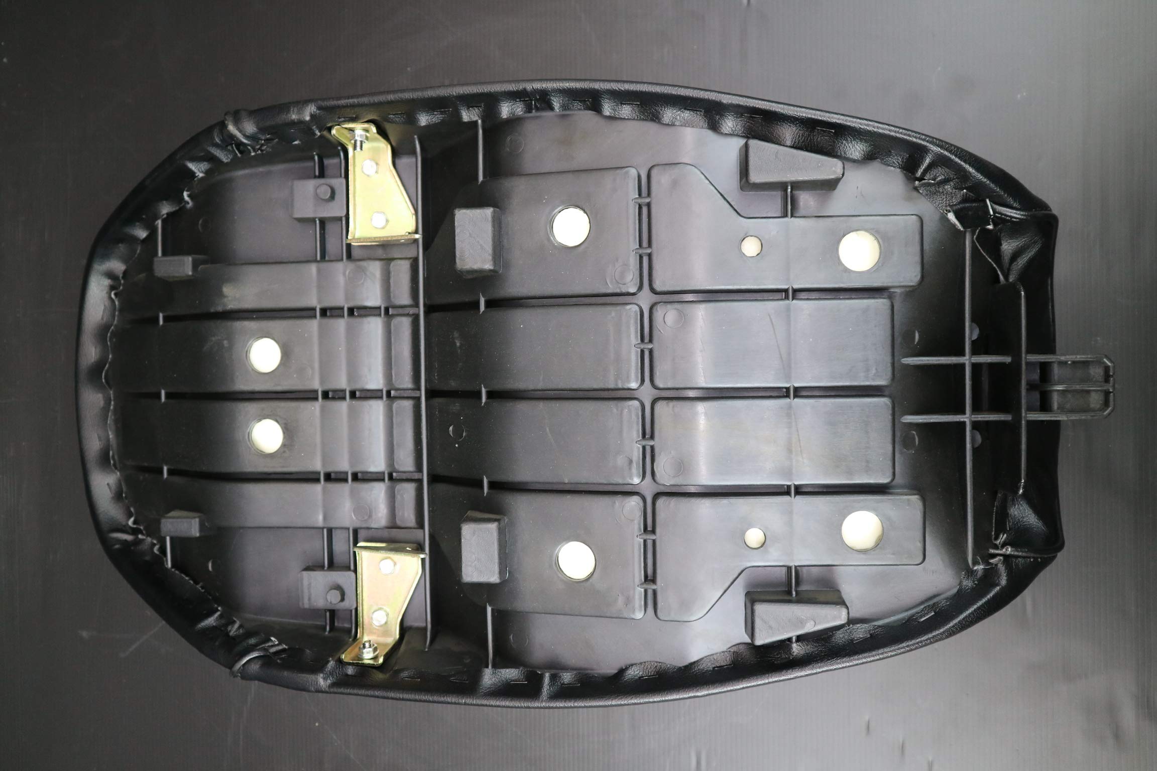 Amazon | ゼファー1100 シート 黒皮 Z仕様 /【在庫処分】ゼファー