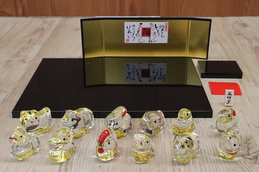Amazon.co.jp: 薬師窯 毎年使える 干支の置物 縁起物 クリスタル