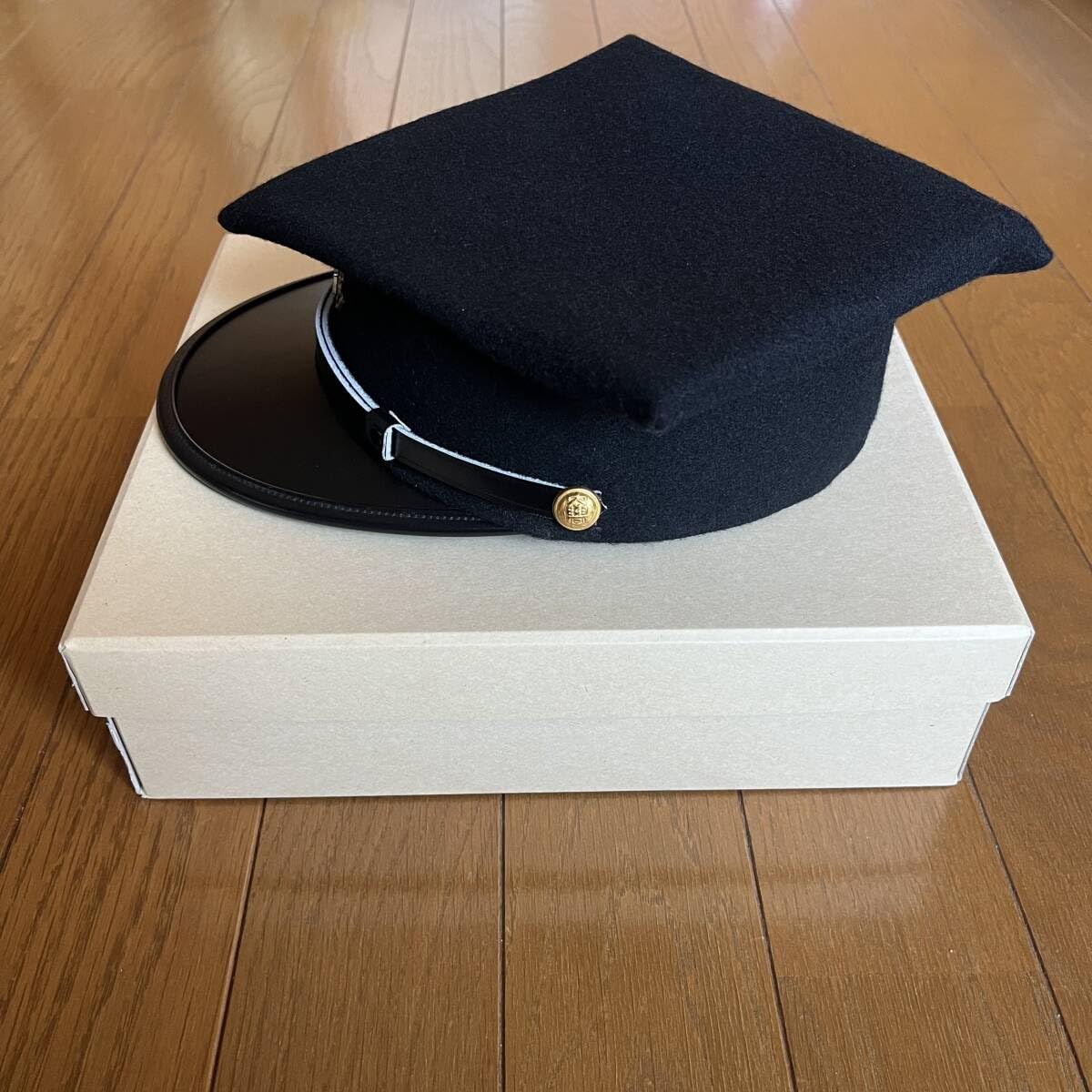 Amazon.co.jp: 込み 早稲田大学 学帽 角帽 54cm 帽子 早大 卒業式 入学