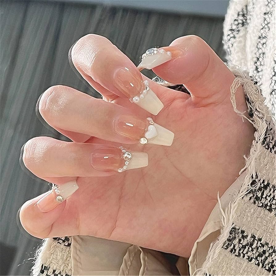 Amazon | ネイルチップ 付け爪 チップ 3D ネイルチップ 24枚 手作り