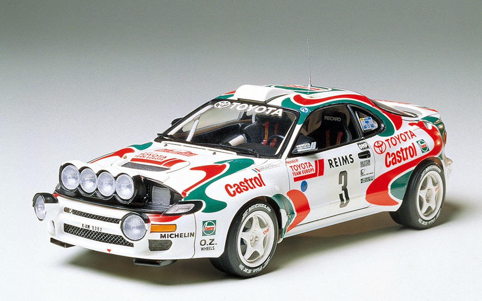 Amazon.com: Tamiya 24125 Castrol Celica 1:24 Car Model Kit : Arts